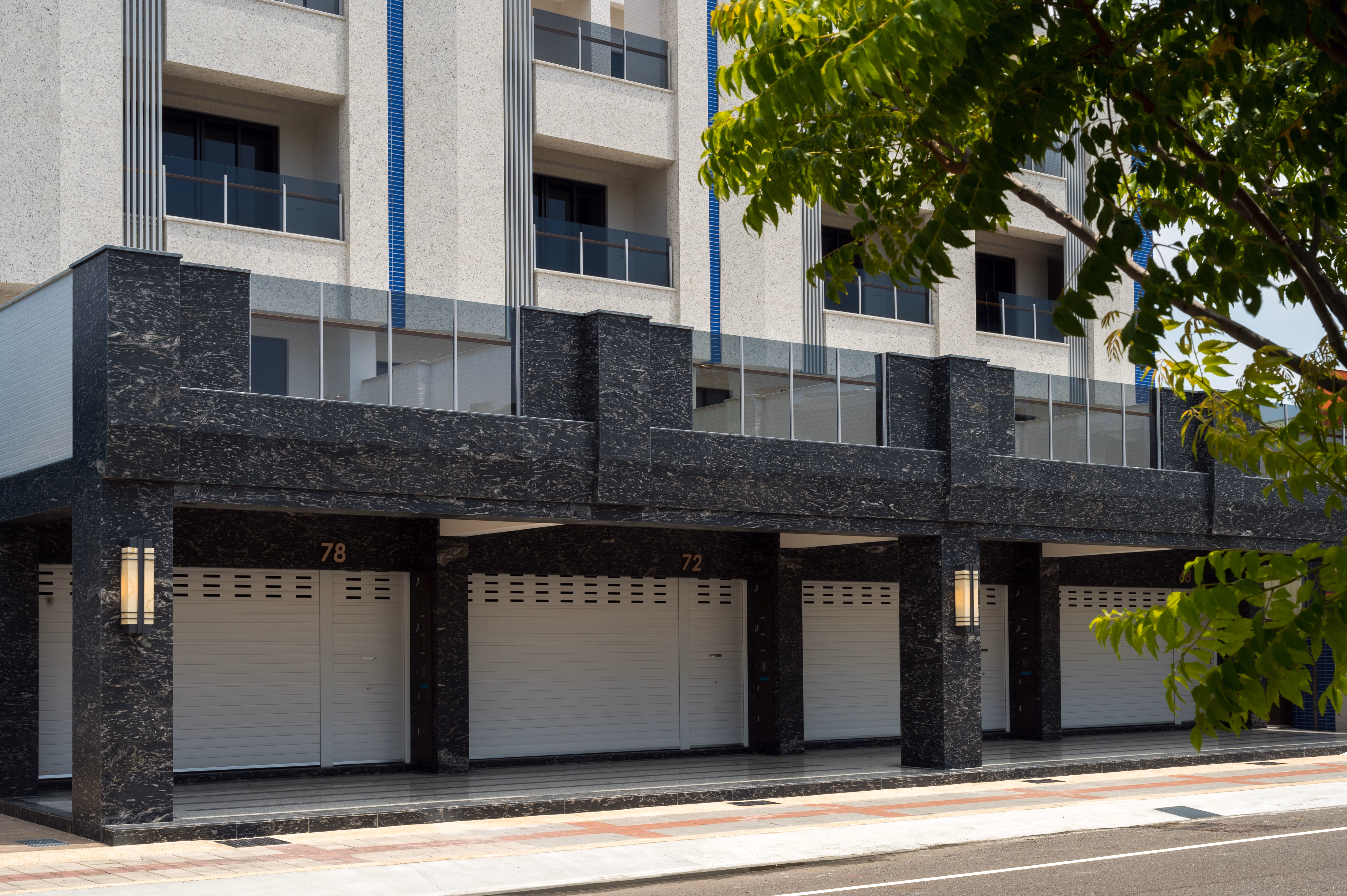 東津都店面